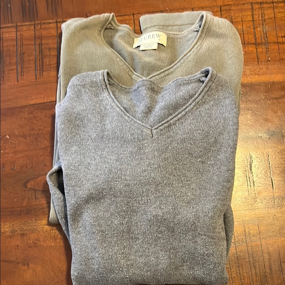 J. Crew Men's Charcoal and Olive Green V-Neck Sweaters